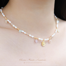 將圖片載入圖庫檢視器 J217 Flowers choker with freshwater pearls and Swarovski