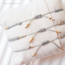 將圖片載入圖庫檢視器 H749 拉長石 Gray Hand strap set / piece with Square Natural stone and glass beads < 3 styles >