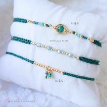 將圖片載入圖庫檢視器 H760 孔雀石 Green Hand strap set / piece with Square Natural stone and glass beads < 3 styles >