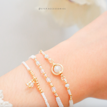 將圖片載入圖庫檢視器 H751 月亮石 White Hand strap set / piece with Square Natural stone and glass beads < 3 styles >