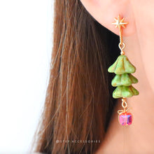 將圖片載入圖庫檢視器 Czech glass beads christmas tree earrings with glass crystal gift <2 colors>