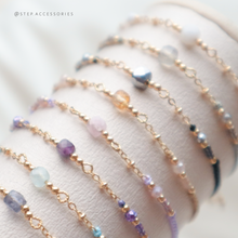 將圖片載入圖庫檢視器 Faceted Square Natural stone Hand strap with gold chain and glass beads <13 colors>