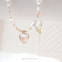 將圖片載入圖庫檢視器 Double Heart Pendant Choker with Freshwater pearls and glass beads