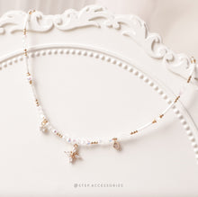 將圖片載入圖庫檢視器 Three Pendants Choker with glass beads and Japanese glass beads <2 colors>