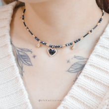 將圖片載入圖庫檢視器 Three Pendants Choker with glass beads and Japanese glass beads <2 colors>