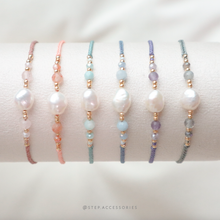 將圖片載入圖庫檢視器 Freshwater pearl hand strap with Natural stone and glass beads