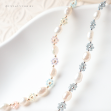 將圖片載入圖庫檢視器 Japanese glass beads flower Choker with Freshwater pearls < Gold / Silver >