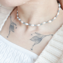 將圖片載入圖庫檢視器 Japanese glass beads flower Choker with Freshwater pearls < Gold / Silver >