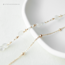 將圖片載入圖庫檢視器 Peace Buckle Choker with Natural stone and freshwater pearls <月亮石>