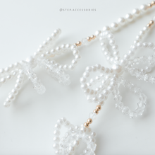 將圖片載入圖庫檢視器 Glass Pearls Ribbon Phonestrap with glass beads