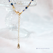 將圖片載入圖庫檢視器 J276 Choker with Czech glass beads and Zircon star