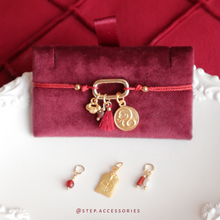 將圖片載入圖庫檢視器 Lunar New Year Buckle Hand strap with replaceable pendants set <1 Handstrap, 6 Pendants>