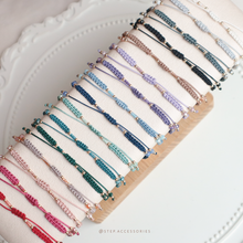 將圖片載入圖庫檢視器 Natural stone hand strap with Swarovski and rice shaped gold beads <16 colors>