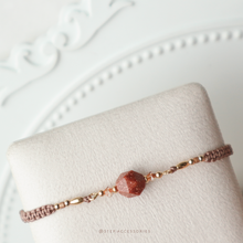 將圖片載入圖庫檢視器 Natural stone hand strap with Swarovski and rice shaped gold beads <16 colors>