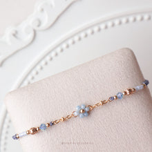 將圖片載入圖庫檢視器 Japanese glass beads Flower with Swarovski Hand strap <15 colors>