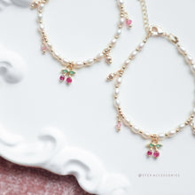 將圖片載入圖庫檢視器 Zircon Cherry Bracelet with Freshwater pearls and Swarovski