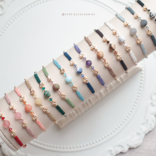 將圖片載入圖庫檢視器 Frosted 6mm Natural stone Hand strap with Swarovski and Gold flowers <15 colors>