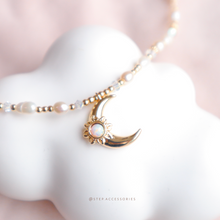 將圖片載入圖庫檢視器 Opal Moon Choker with Freshwater pearls and Swarovski <2 colors>