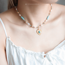 將圖片載入圖庫檢視器 Natural stone Big heart pendant Choker with freshwater pearls and Swarovski < 2 colors>