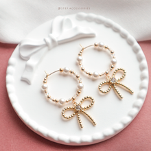 將圖片載入圖庫檢視器 Ribbon Earrings with Swarovski and glass pearls