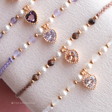 將圖片載入圖庫檢視器 Zircon Heart hand strap with Natural stone and glass pearls <12 colors>