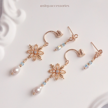 將圖片載入圖庫檢視器 2 Ways Christmas Snowflakes earrings with Swarovski and Freshwater pearls