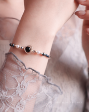 將圖片載入圖庫檢視器 **黑曜石 & 赫磁石**Natural stone Heart Bracelet with Swarovski and Freshwater pearls