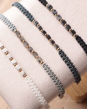 將圖片載入圖庫檢視器 Little square Natural stone hand strap with Japanese glass beads <black/gray/white>