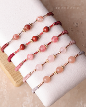 將圖片載入圖庫檢視器 6mm Natural stone Hand strap with Japanese glass beads <red/tulip/pink/dusty>