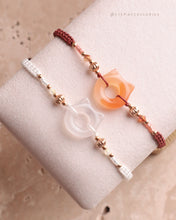 將圖片載入圖庫檢視器 Natural stone Cat Peace Buckle Hand strap with Swarovski and Japanese glass beads<2 colors>