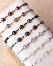 將圖片載入圖庫檢視器 6mm Natural stone Hand strap with Japanese glass beads <brown/black/gray/white>