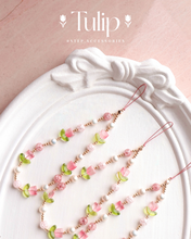 將圖片載入圖庫檢視器 ✧🌷Tulip glass beads Phone strap with Freshwater pearls🌷✧