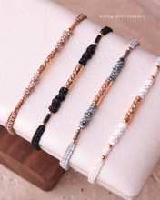 將圖片載入圖庫檢視器 Carving beads Hand strap with Japanese glass beads <khaki. black. gray. white>