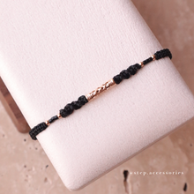 將圖片載入圖庫檢視器 Carving beads Hand strap with Japanese glass beads <khaki. black. gray. white>