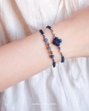 將圖片載入圖庫檢視器 Flower Natural stone Hand strap with glass pearls and Swarovski <navy,midnight,blue,sky>