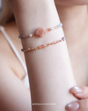 將圖片載入圖庫檢視器 Flower Natural stone Hand strap with glass pearls and Swarovski <red,pink,dusty,purple,lavender>