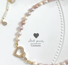 將圖片載入圖庫檢視器 J102/ J103 Freshwater pearls butterfly choker/ Shell pearls heart choker