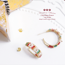 將圖片載入圖庫檢視器 D067 - Christmas flower ear hoop with Japanese glass beads