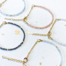 將圖片載入圖庫檢視器 Natural Stone small crystal beads Bracelet <5 colors>