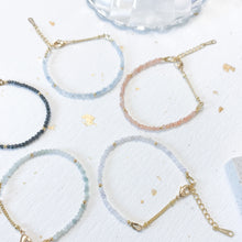 將圖片載入圖庫檢視器 Natural Stone small crystal beads Bracelet <5 colors>