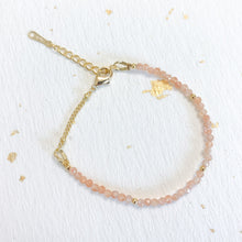 將圖片載入圖庫檢視器 Natural Stone small crystal beads Bracelet <5 colors>