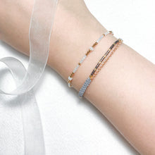 將圖片載入圖庫檢視器 Japanese glass beads with gold chain hand strap < 11 colors >