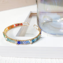 將圖片載入圖庫檢視器 H199 Japanese glass beads Swarovski rainbow bracelet
