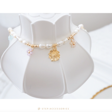 將圖片載入圖庫檢視器 J217 Flowers choker with freshwater pearls and Swarovski
