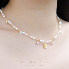 將圖片載入圖庫檢視器 J217 Flowers choker with freshwater pearls and Swarovski
