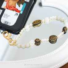 將圖片載入圖庫檢視器 Short Flower Phone strap with glass beads and Resin beads &lt;2 colors&gt;

