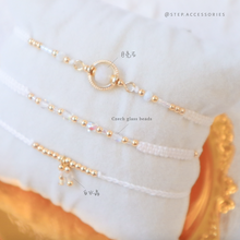 將圖片載入圖庫檢視器 H751 月亮石 White Hand strap set / piece with Square Natural stone and glass beads &lt; 3 styles &gt;
