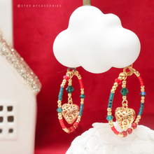 將圖片載入圖庫檢視器 S309- 2 ways Christmas Heart ear hoop with Czech glass beads &amp; Swarovski
