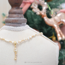 將圖片載入圖庫檢視器 J239- 2 ways bell Choker with Freshwater pearls and glass beads
