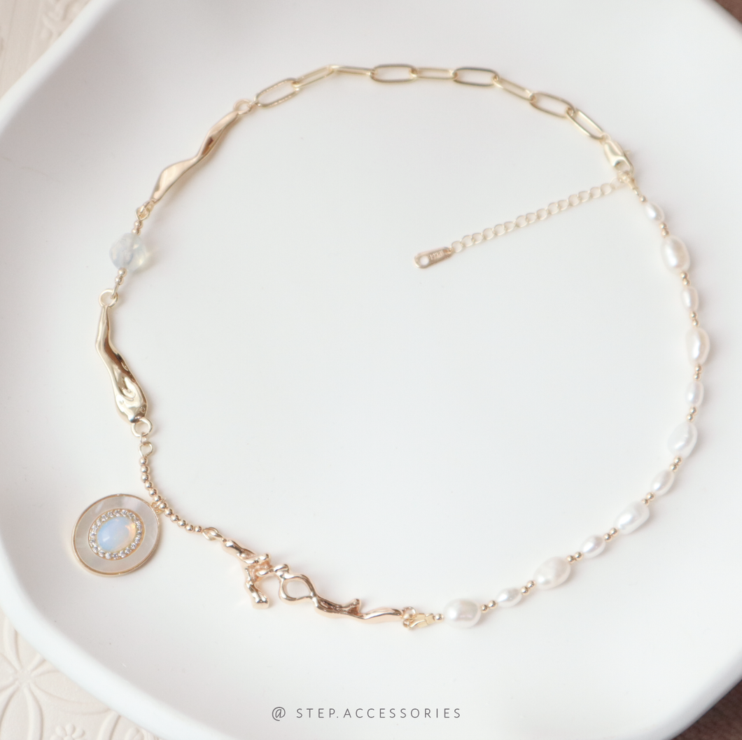 J251,J252  Freshwater pearls Choker with 蛋白石 & 貝殻 <GOLD/SILVER>